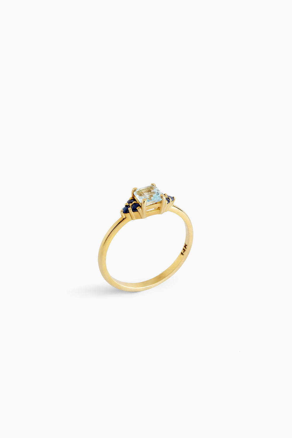 Thyra Blue